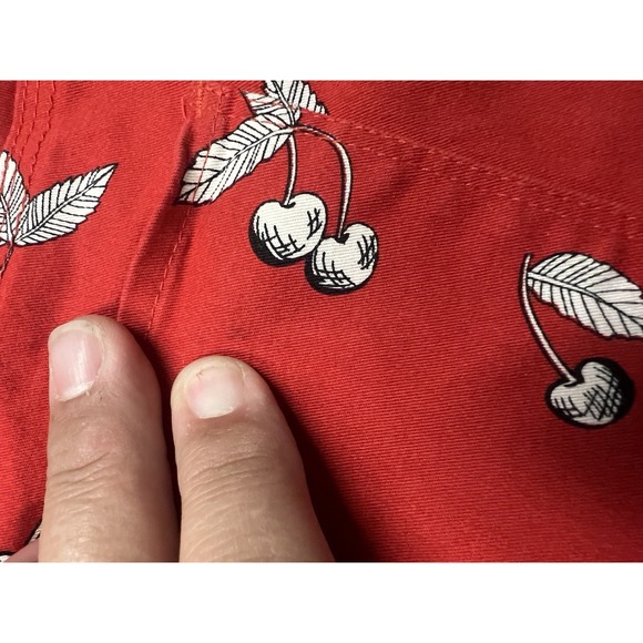 Christoper Banks Women's Size 4 Average Cherry Red Shorts Inseam 7" - Picture 4 of 5